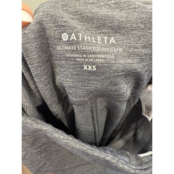 Athleta Woman's XXS Ultimate Stash Pocket Capri Gray Yoga Leggings - Picture 6 of 7